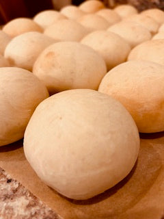 12 Pack Yeast Dinner Rolls *2 days for pick up from ordering